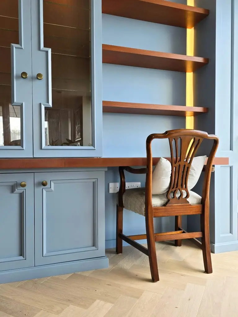 Traditional cabinetry detail on fitted joinery in Chelsea